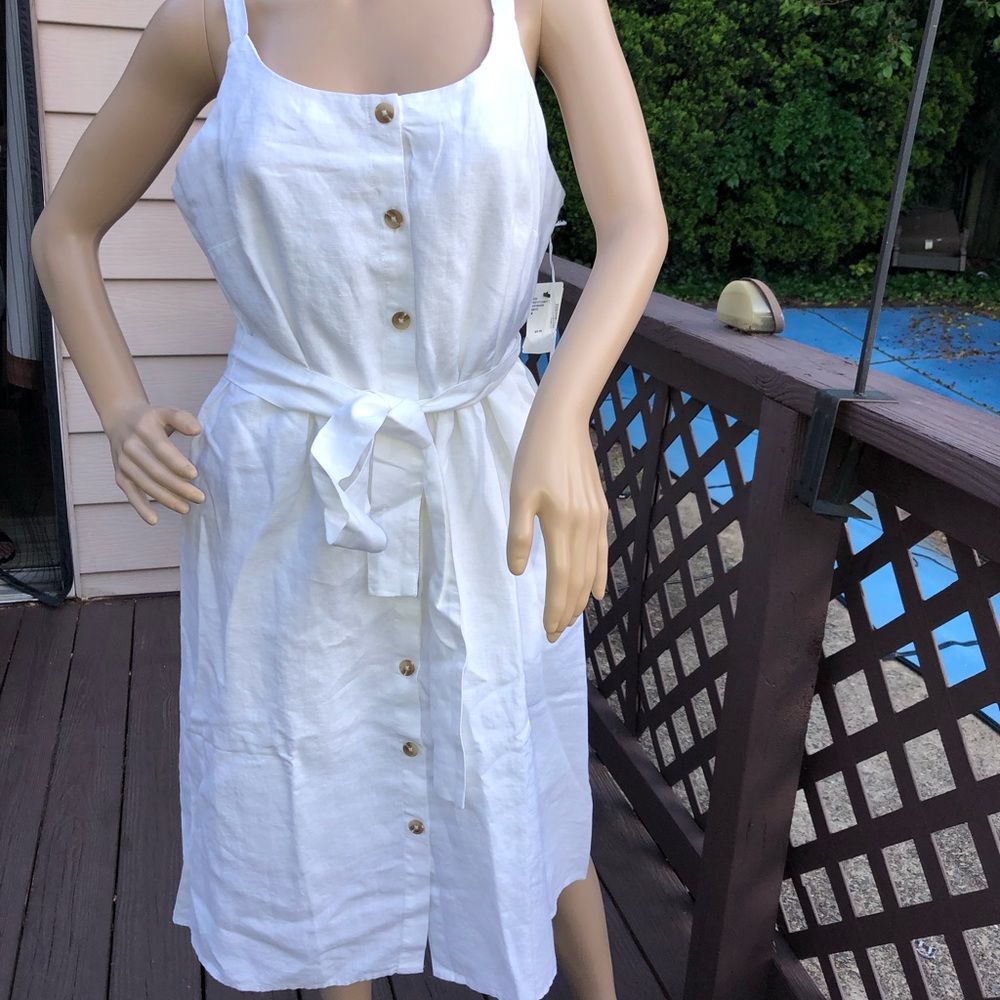 PURE NAVY white dress.